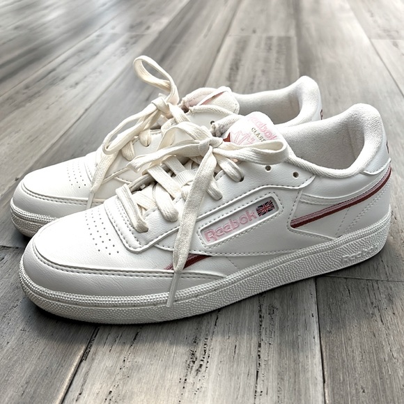 Reebok Shoes - REEBOK Vegan Leather Club C 85 - White/Pink/Red